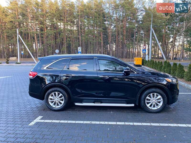 Внедорожник / Кроссовер Kia Sorento 2015 в Луцке