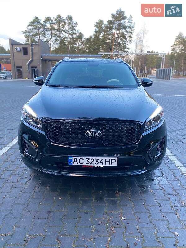 Внедорожник / Кроссовер Kia Sorento 2015 в Луцке