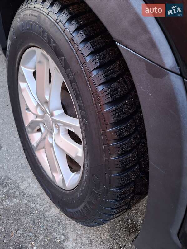 Внедорожник / Кроссовер Kia Sorento 2014 в Киеве фото 2 Внедорожник / Кроссовер Kia Sorento 2014 в Киеве