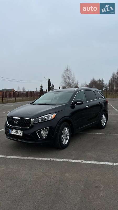 Позашляховик / Кросовер Kia Sorento 2016 в Луцьку