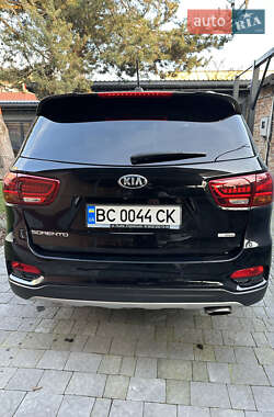 Позашляховик / Кросовер Kia Sorento 2017 в Львові