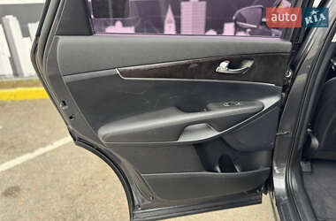 Внедорожник / Кроссовер Kia Sorento 2017 в 