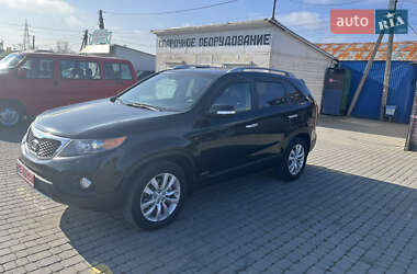 Позашляховик / Кросовер Kia Sorento 2011 в Чернівцях