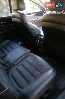 Внедорожник / Кроссовер Kia Sorento 2015 в 
