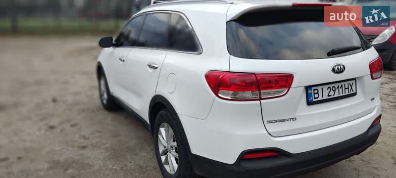 Внедорожник / Кроссовер Kia Sorento 2015 в Киеве