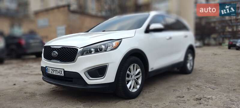 Внедорожник / Кроссовер Kia Sorento 2015 в Киеве