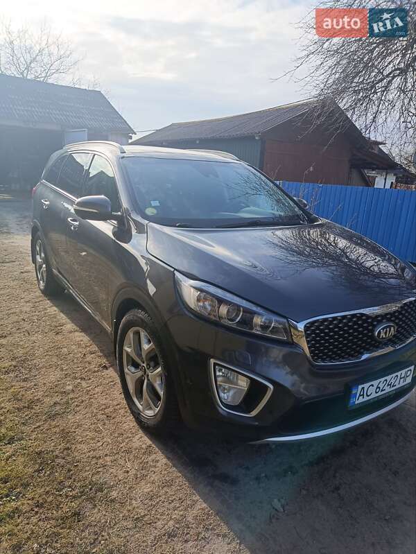 Позашляховик / Кросовер Kia Sorento 2016 в Володимирі