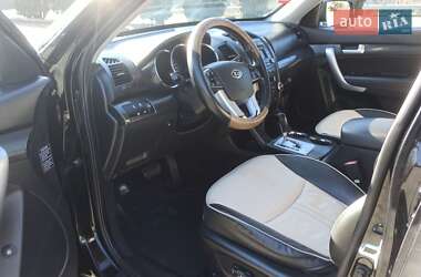 Внедорожник / Кроссовер Kia Sorento 2010 в 