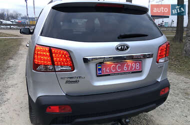 Внедорожник / Кроссовер Kia Sorento 2012 в Стрые