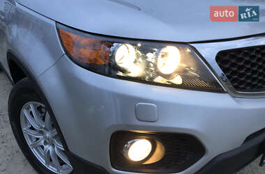 Внедорожник / Кроссовер Kia Sorento 2012 в Стрые