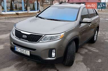 Внедорожник / Кроссовер Kia Sorento 2014 в 