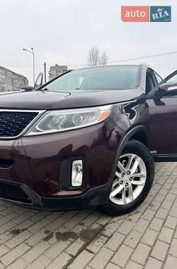 Внедорожник / Кроссовер Kia Sorento 2014 в 