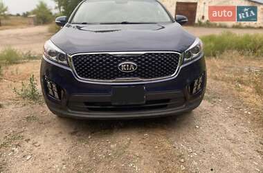 Позашляховик / Кросовер Kia Sorento 2016 в Харкові