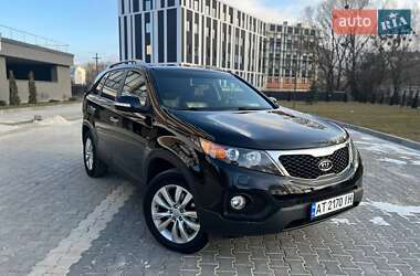 Позашляховик / Кросовер Kia Sorento 2010 в Івано-Франківську