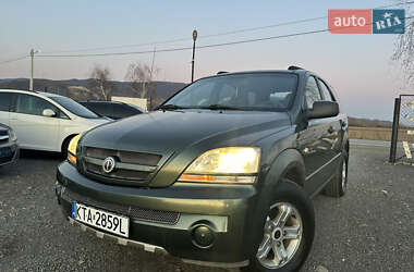 Внедорожник / Кроссовер Kia Sorento 2002 в Хусте