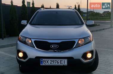 Внедорожник / Кроссовер Kia Sorento 2010 в Каменец-Подольском