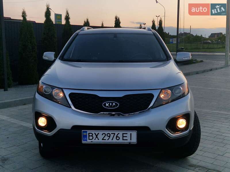 Позашляховик / Кросовер Kia Sorento 2010 в Кам'янець-Подільському