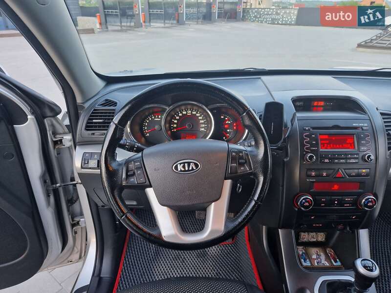 Внедорожник / Кроссовер Kia Sorento 2010 в Каменец-Подольском фото 7 Внедорожник / Кроссовер Kia Sorento 2010 в Каменец-Подольском