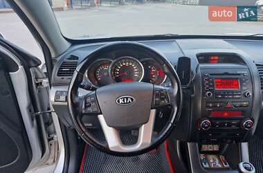 Позашляховик / Кросовер Kia Sorento 2010 в Кам'янець-Подільському