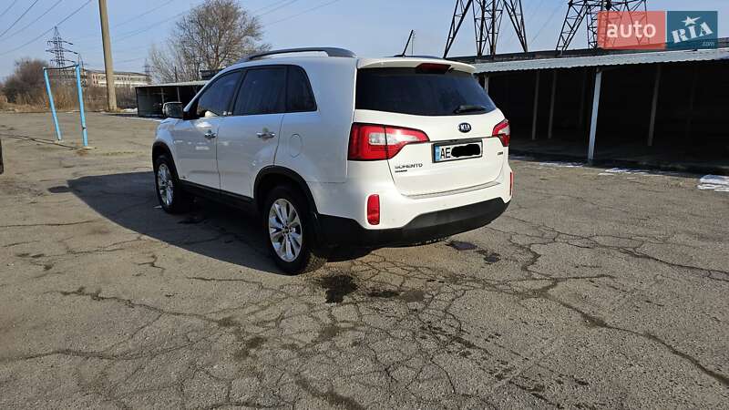 Внедорожник / Кроссовер Kia Sorento 2012 в Днепре
