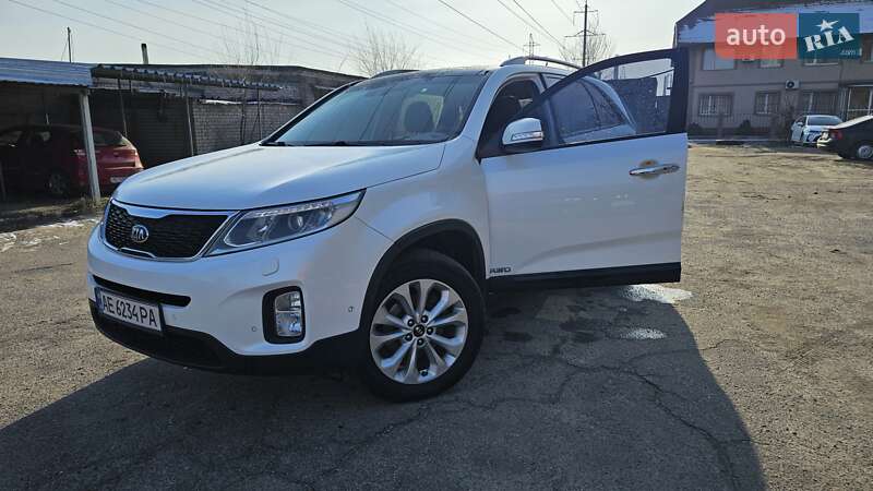 Внедорожник / Кроссовер Kia Sorento 2012 в Днепре