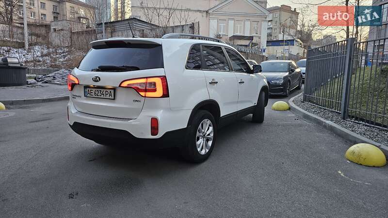 Внедорожник / Кроссовер Kia Sorento 2012 в Днепре