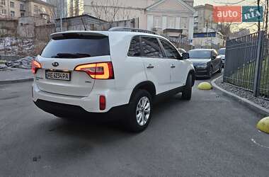Внедорожник / Кроссовер Kia Sorento 2012 в 