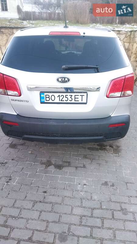 Внедорожник / Кроссовер Kia Sorento 2011 в Кременце