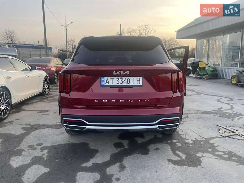 Внедорожник / Кроссовер Kia Sorento 2021 в 