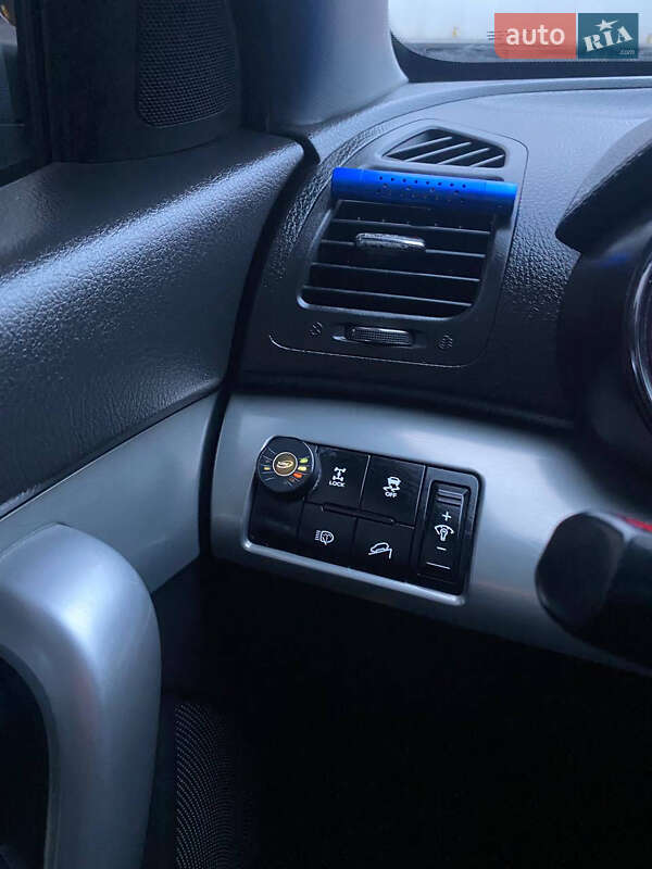 Внедорожник / Кроссовер Kia Sorento 2012 в Киеве