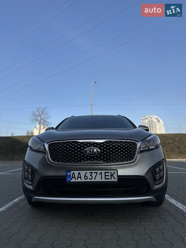 Позашляховик / Кросовер Kia Sorento 2015 в Києві