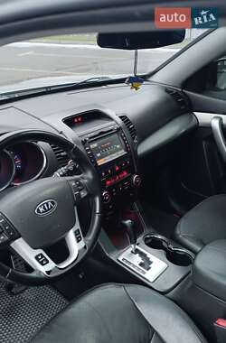 Внедорожник / Кроссовер Kia Sorento 2012 в Киеве