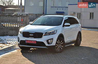 Внедорожник / Кроссовер Kia Sorento 2016 в Ровно