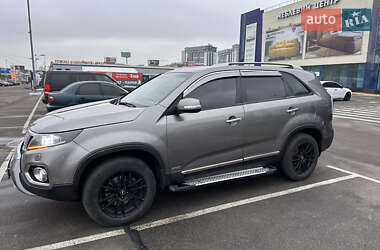 Внедорожник / Кроссовер Kia Sorento 2012 в 