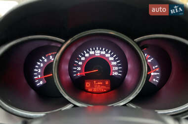 Внедорожник / Кроссовер Kia Sorento 2012 в 