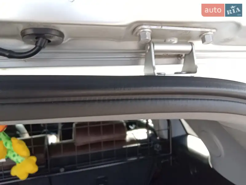 Позашляховик / Кросовер Kia Sorento 2013 в 