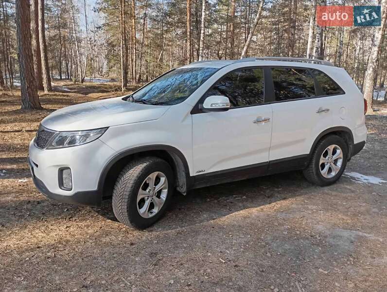 Позашляховик / Кросовер Kia Sorento 2013 в Житомирі