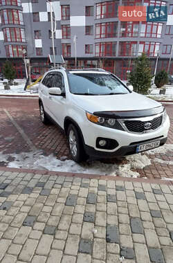 Позашляховик / Кросовер Kia Sorento 2010 в Івано-Франківську