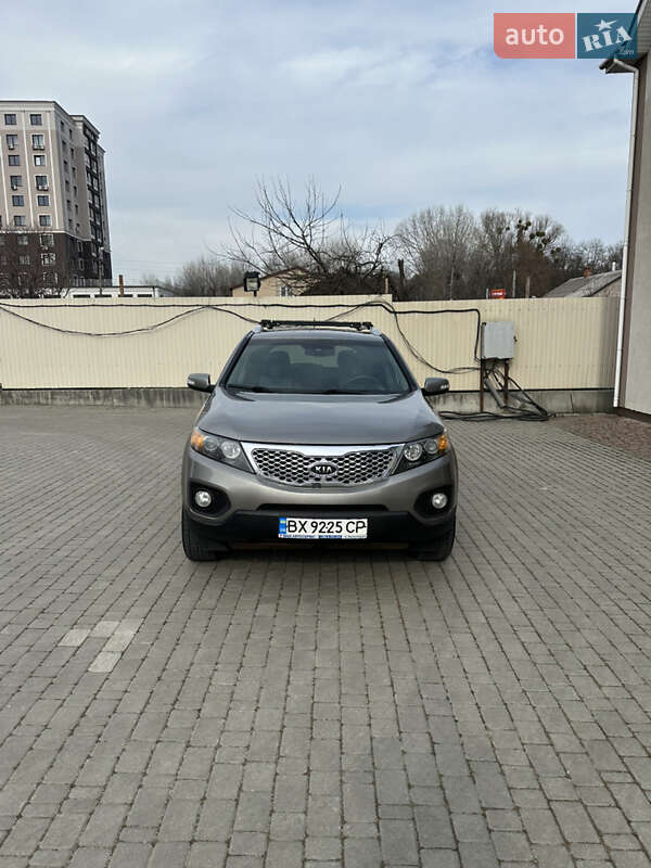 Внедорожник / Кроссовер Kia Sorento 2011 в Хмельницком
