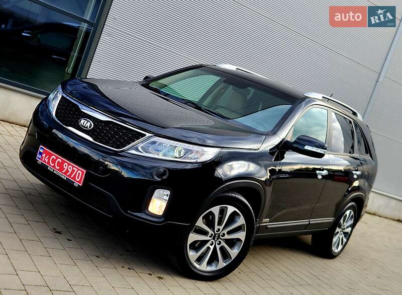 Позашляховик / Кросовер Kia Sorento 2015 в Івано-Франківську