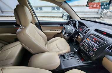 Внедорожник / Кроссовер Kia Sorento 2015 в 