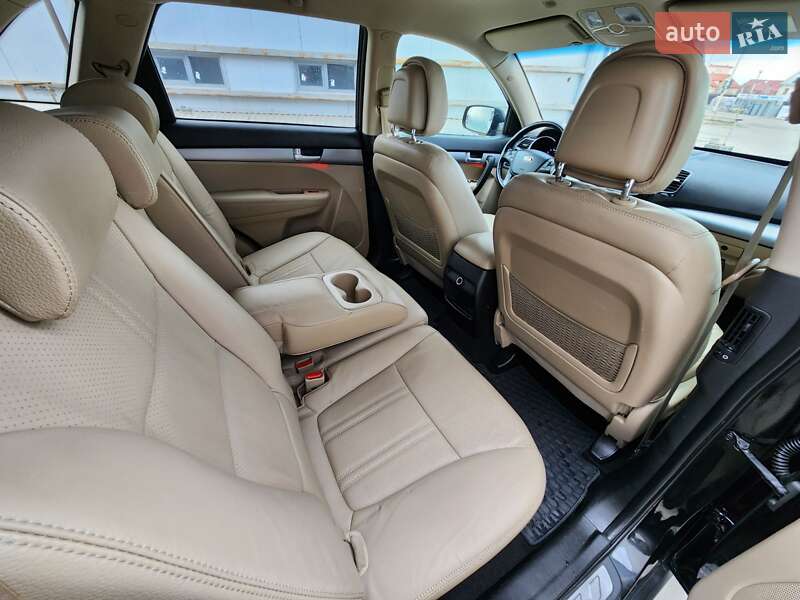Позашляховик / Кросовер Kia Sorento 2015 в Івано-Франківську