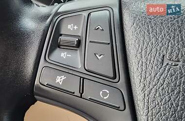 Внедорожник / Кроссовер Kia Sorento 2015 в 