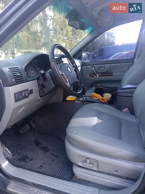 Внедорожник / Кроссовер Kia Sorento 2005 в Харькове