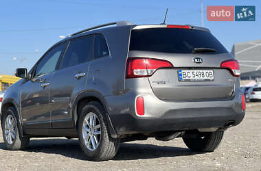 Внедорожник / Кроссовер Kia Sorento 2013 в 