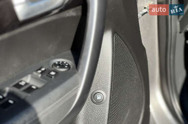 Внедорожник / Кроссовер Kia Sorento 2013 в 