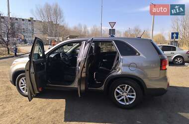 Внедорожник / Кроссовер Kia Sorento 2014 в 