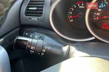 Внедорожник / Кроссовер Kia Sorento 2011 в 