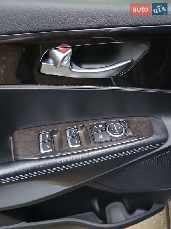 Внедорожник / Кроссовер Kia Sorento 2017 в Коломые