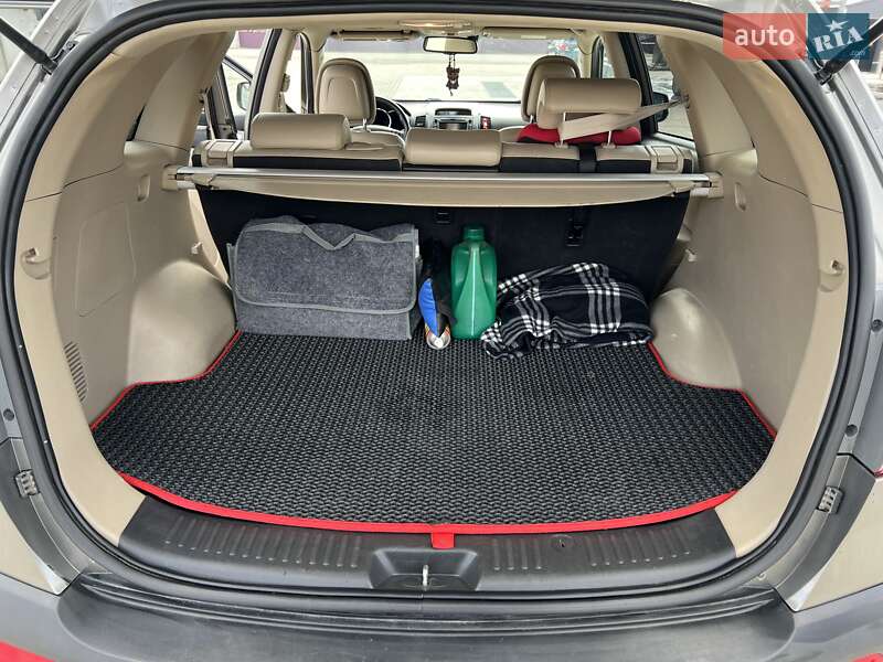 Внедорожник / Кроссовер Kia Sorento 2011 в Белогорье